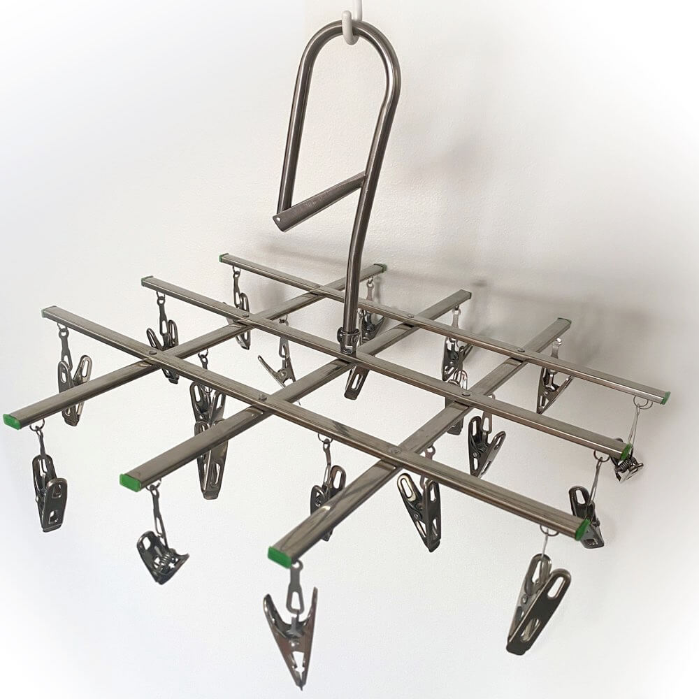 ECO FRIENDLY STAINLESS TRAVEL HANGER