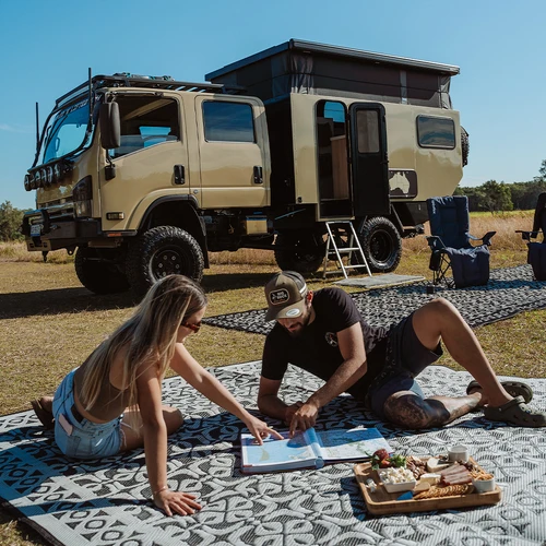 Black Seedling Mat Set image