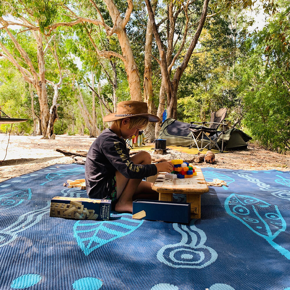 Gum Leaves & Waterholes Mat - Blue