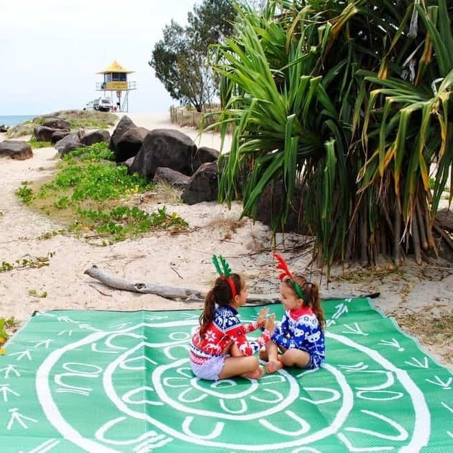 Yarning Circle Mat 2.7m x 2.7m - Green/White
