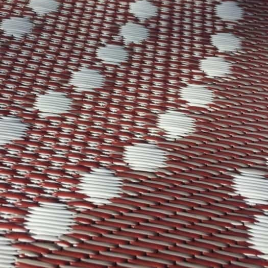 Meeting Place Mat - Brown/White