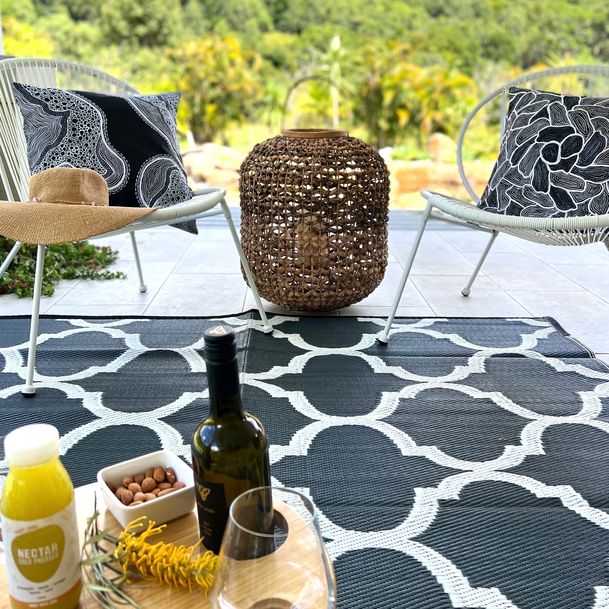 Moroccan Mat 1.8m x 2.7m - Charcoal/White