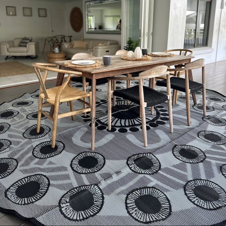 Celebration Mat 3.6m - Black/White