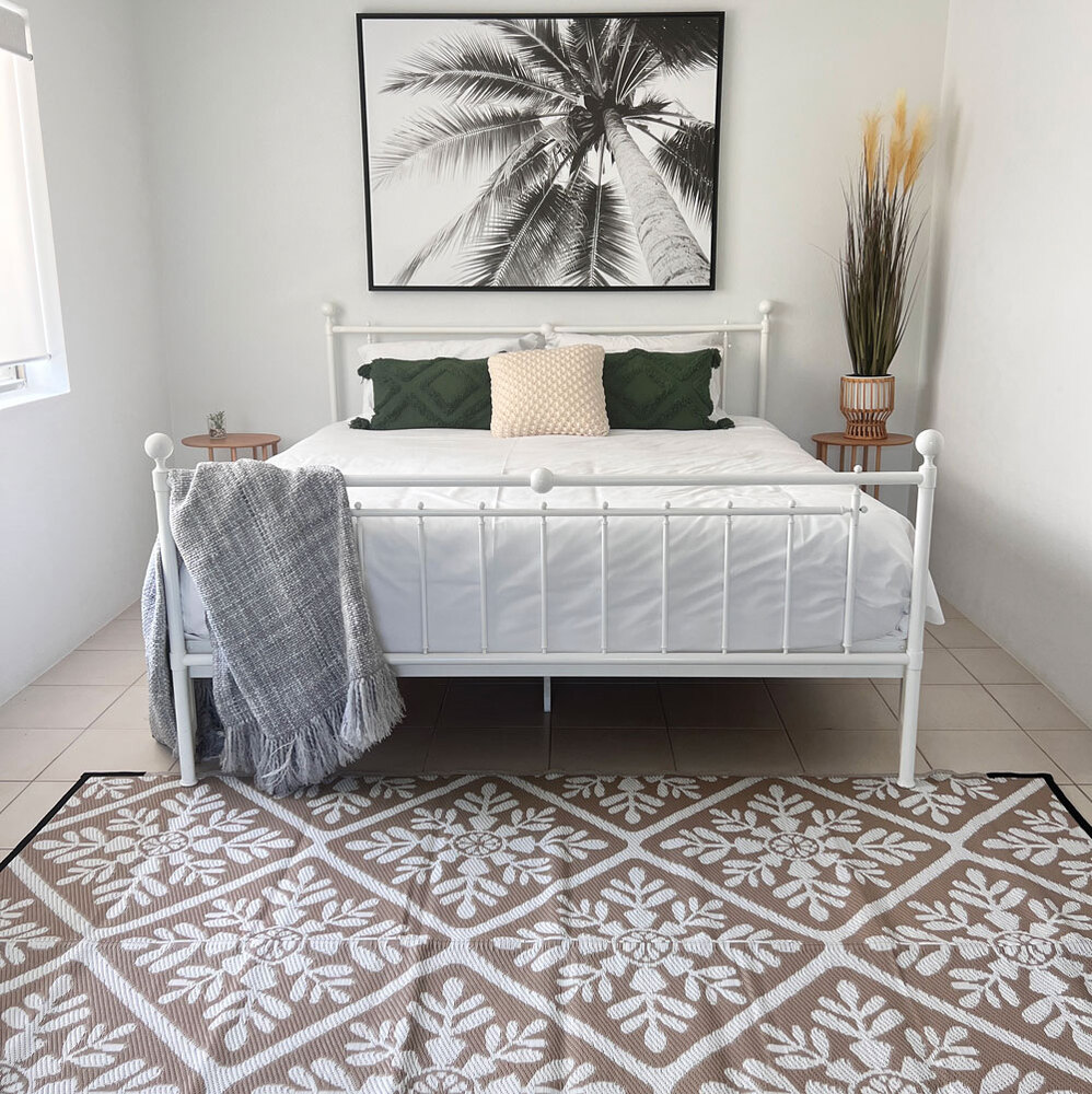 Gumnut Mat 1.5m x 2.4m- Fawn/White
