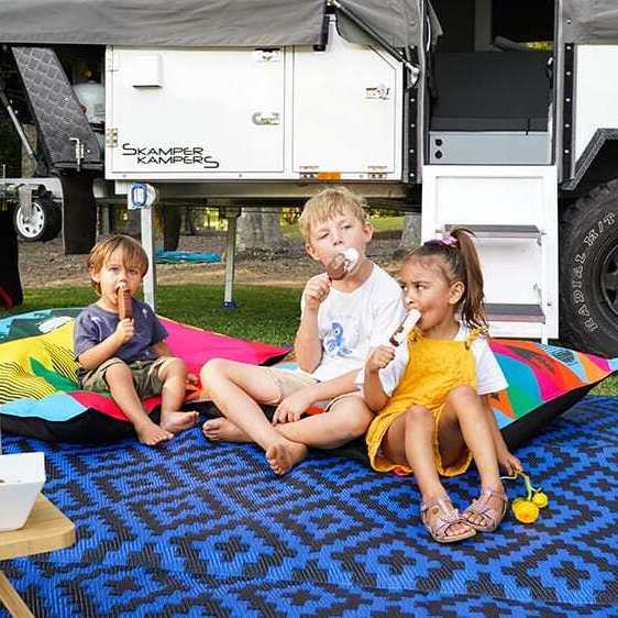 Diamond Mat 6m x 2.4m - Blue/Black